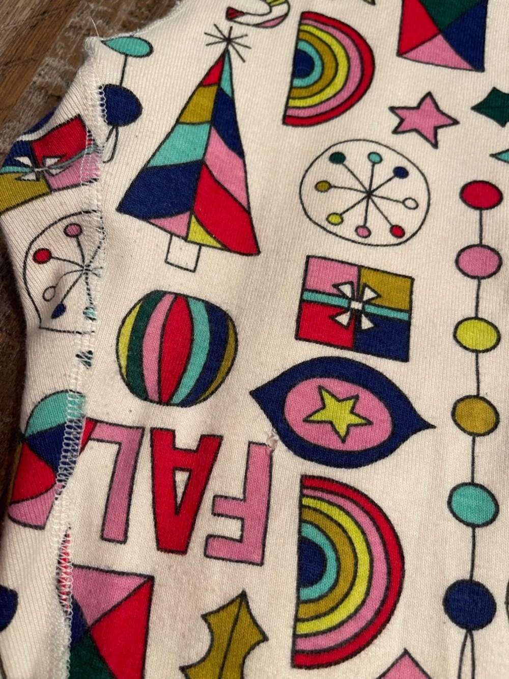 Hanna Andersson White Joggers with Multicolor Holiday 'Fa La La' Print - Picture 7 of 7